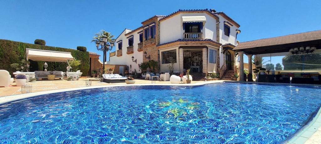 7 bed villa in Teulada