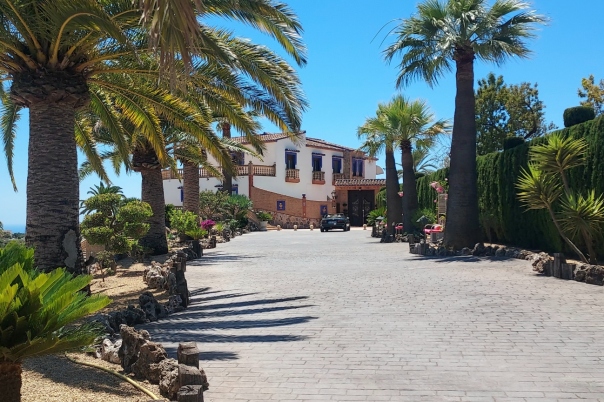 7 bed villa in Teulada