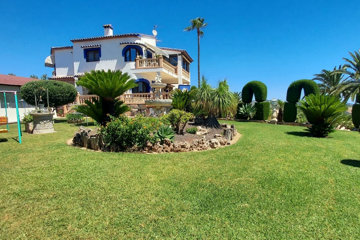 7 bed villa in Teulada