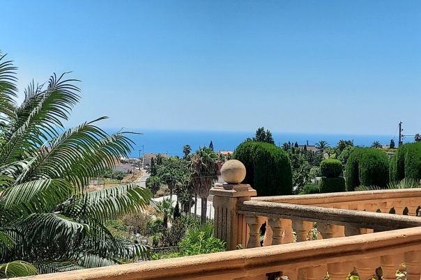 7 bed villa in Teulada
