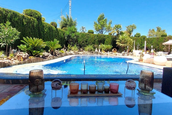 7 bed villa in Teulada