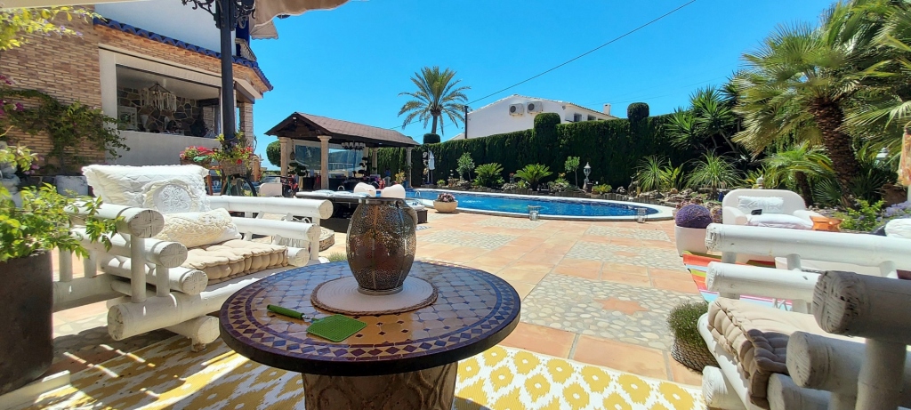 7 bed villa in Teulada