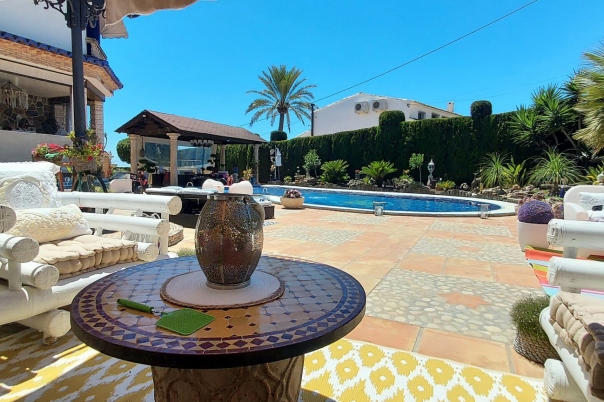 7 bed villa in Teulada