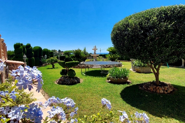 7 bed villa in Teulada