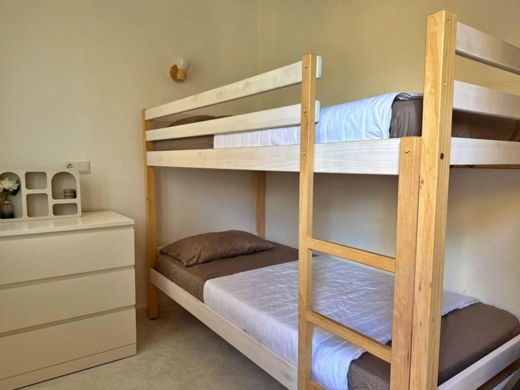 2 bed apartment in Benitachell