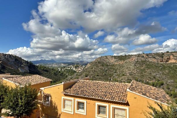 2 bed apartment in Benitachell