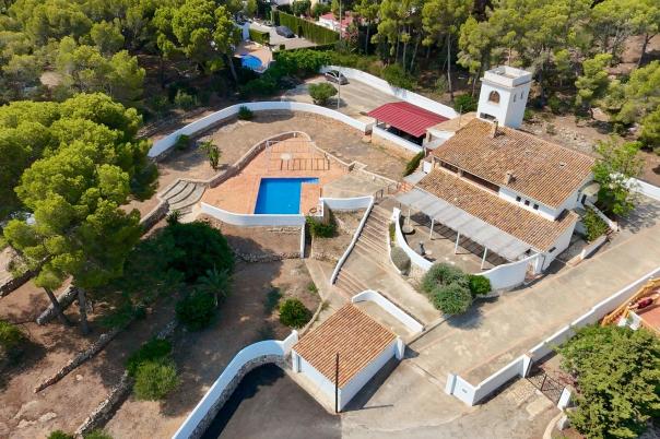 6 bed villa in Benissa Costa