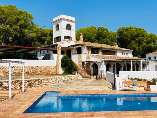 6 bed villa in Benissa Costa