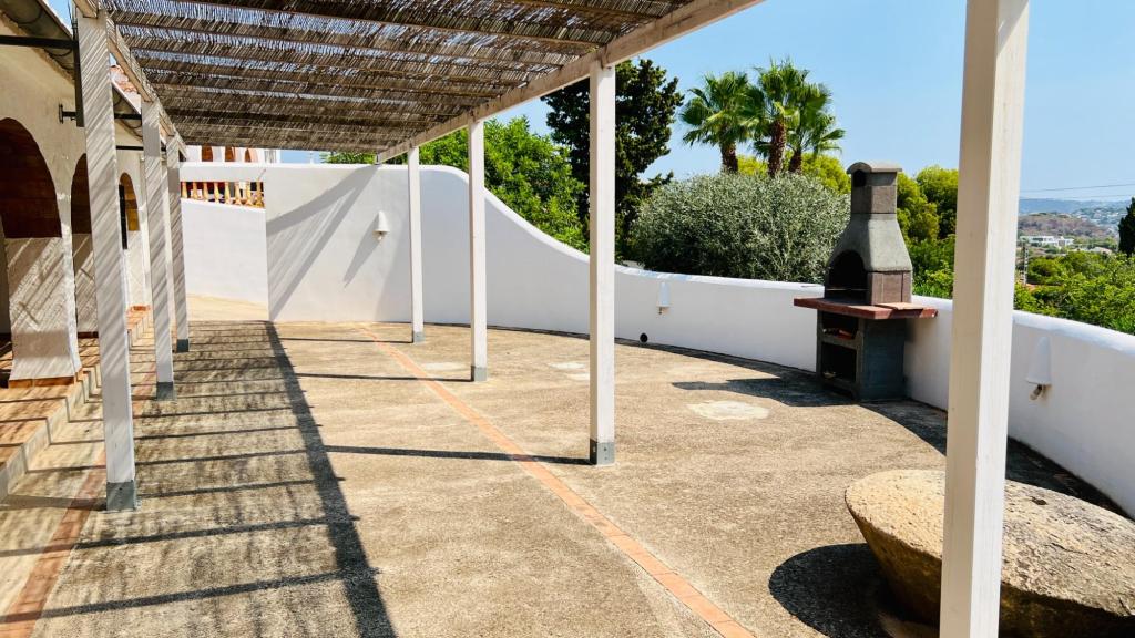 6 bed villa in Benissa Costa