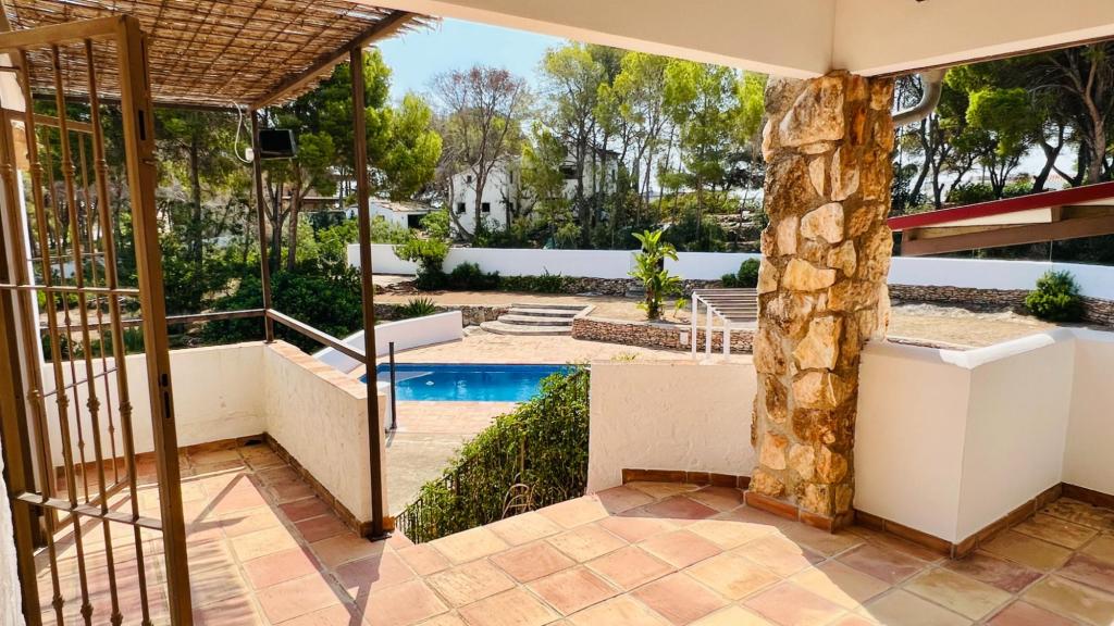 6 bed villa in Benissa Costa