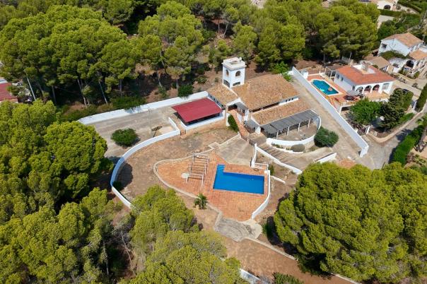 6 bed villa in Benissa Costa
