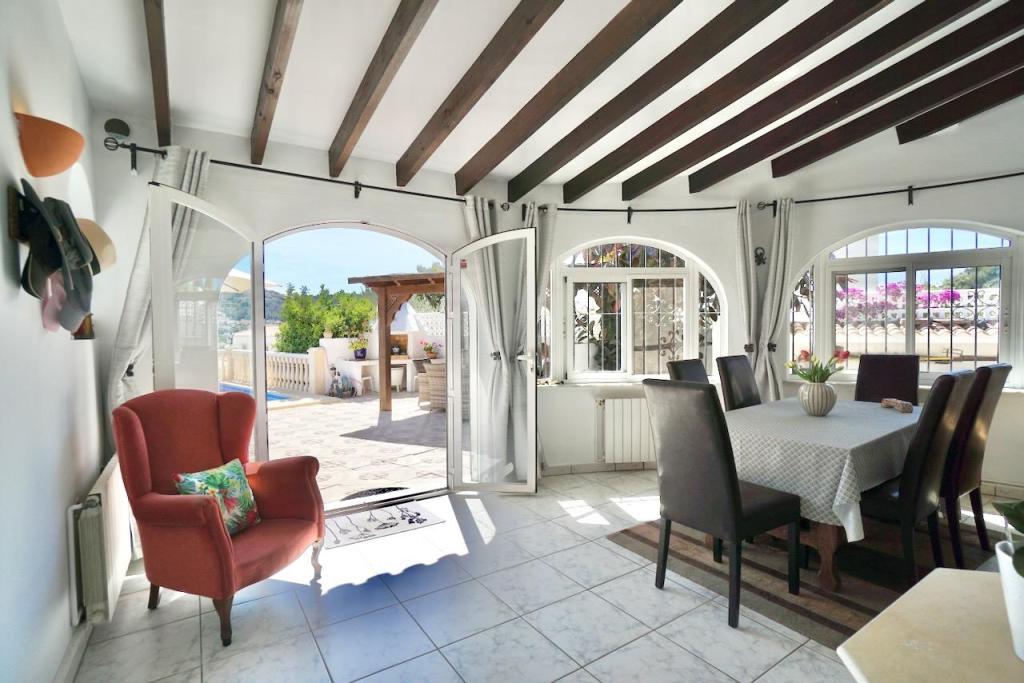 3 bed villas in Moraira