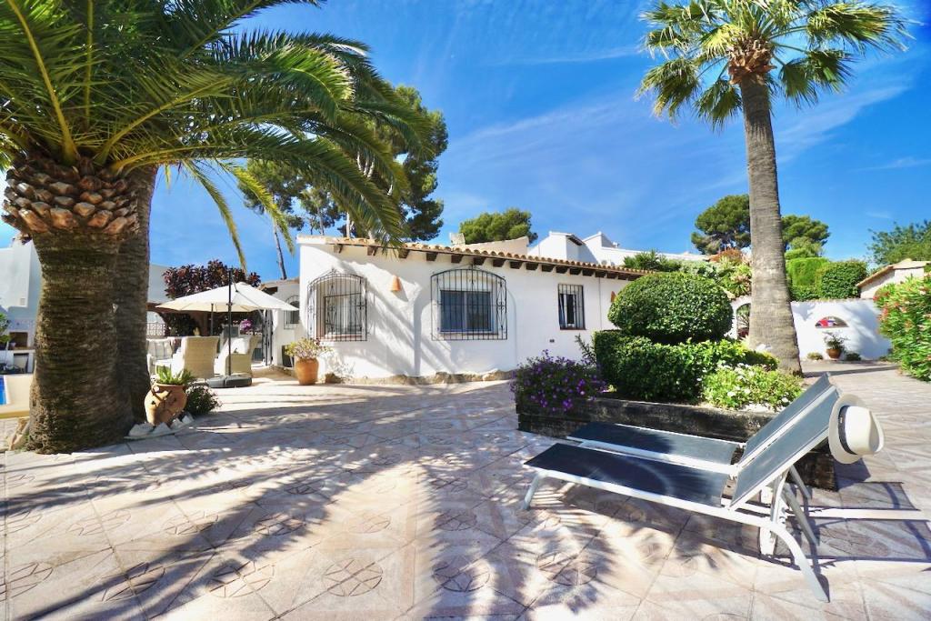 3 bed villas in Moraira