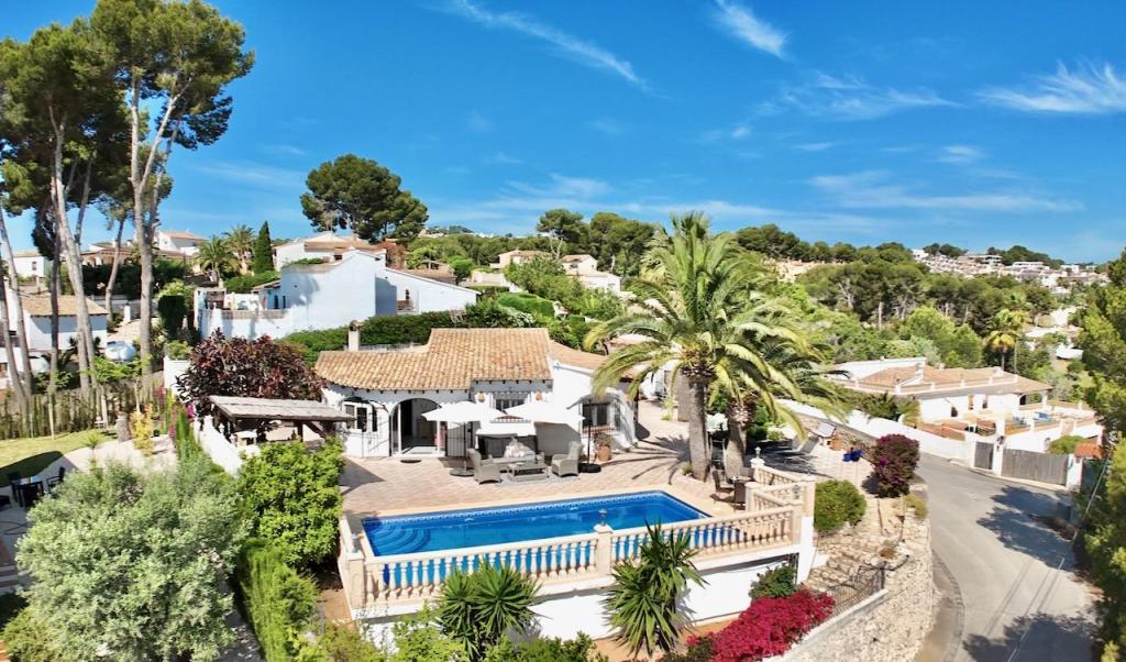 3 bed villas in Moraira