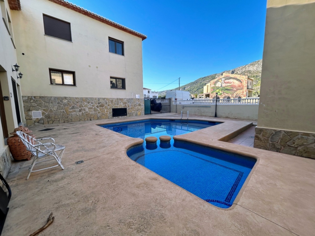 3 bed town_house in Benigembla