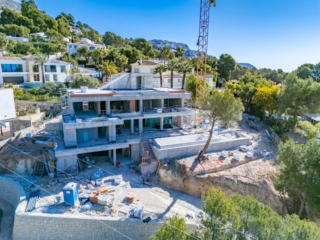 4 bed villa in Altea