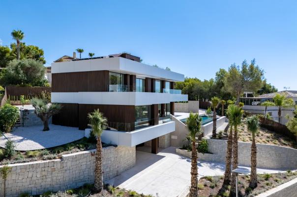 4 bed villa in Altea