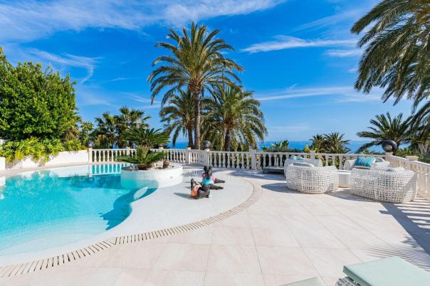 5 bed villa in Altea