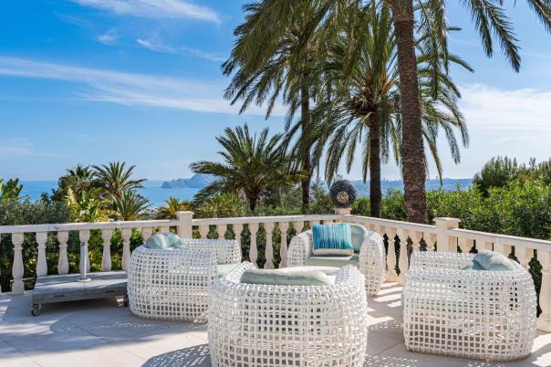 5 bed villa in Altea