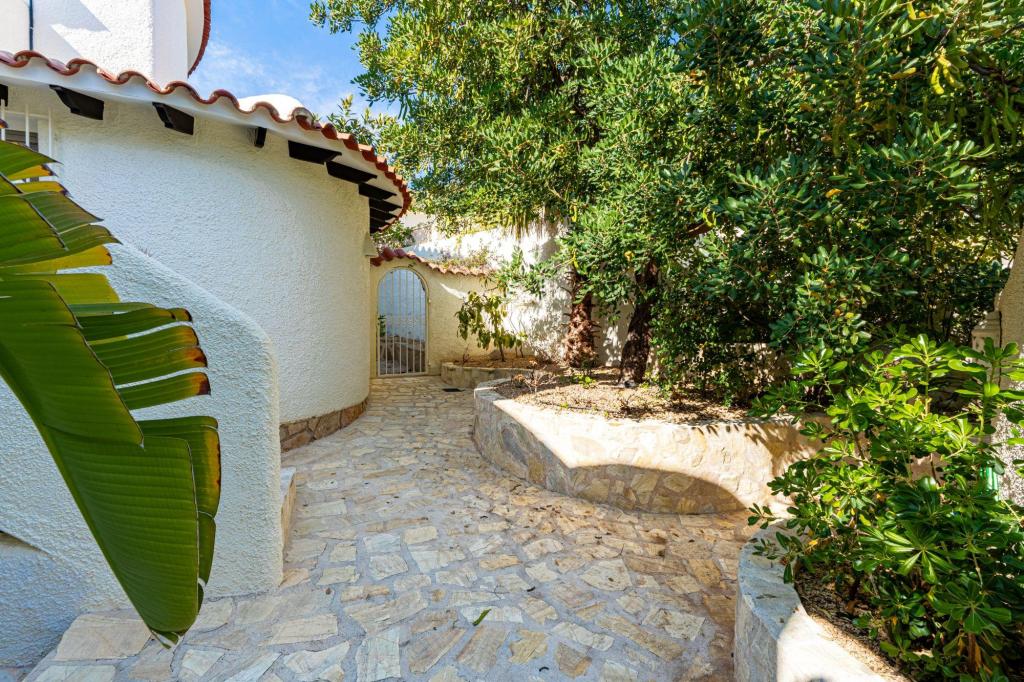 5 bed villa in Altea