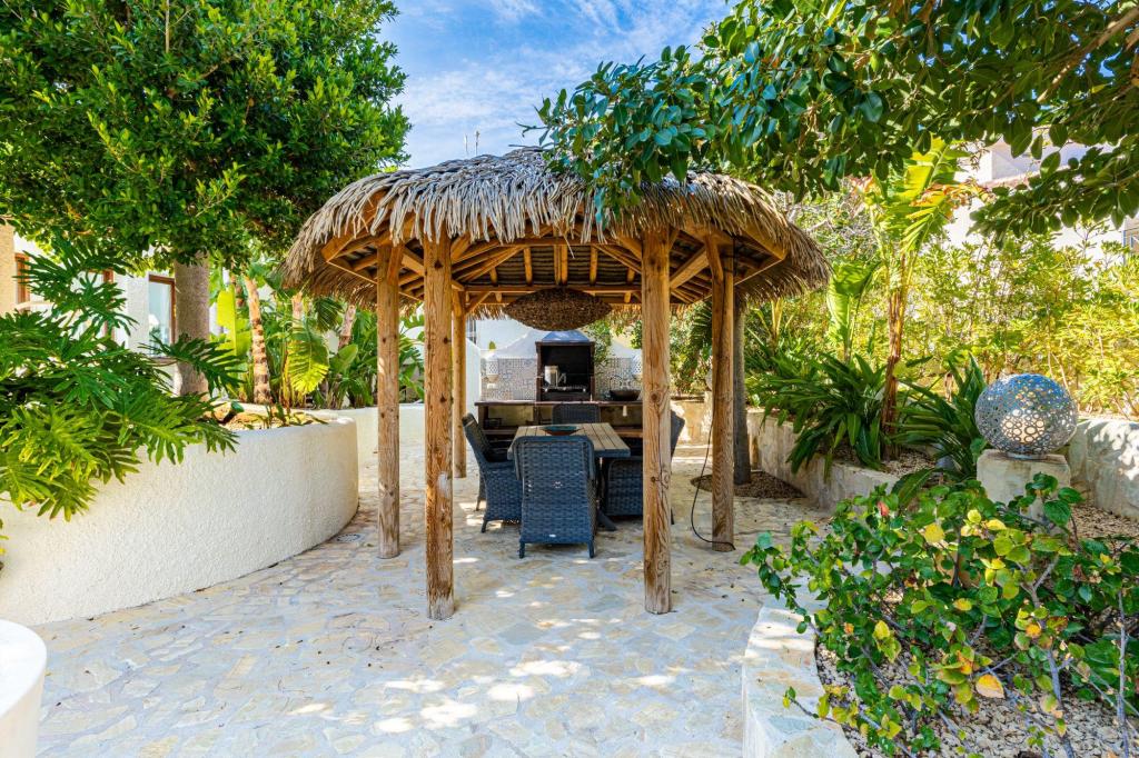 5 bed villa in Altea