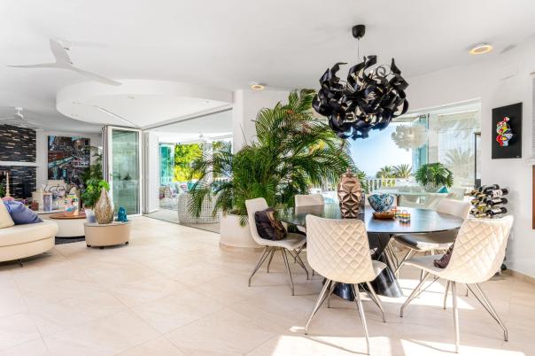 5 bed villa in Altea