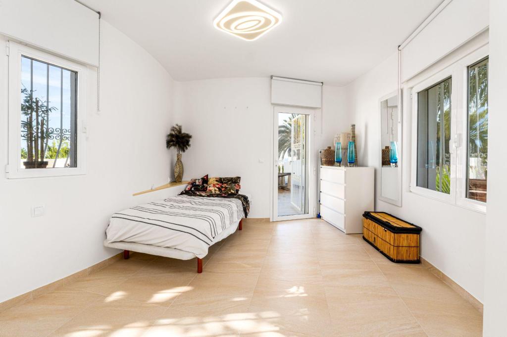 5 bed villa in Altea