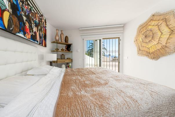 5 bed villa in Altea