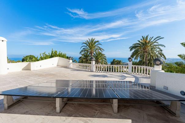 5 bed villa in Altea