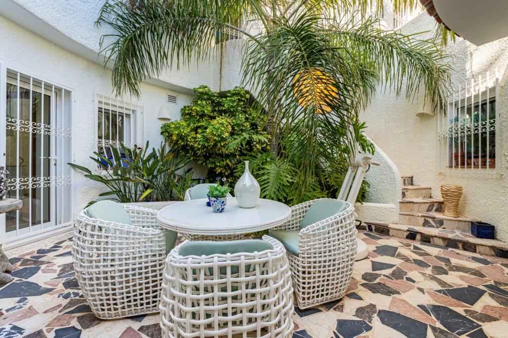 5 bed villa in Altea