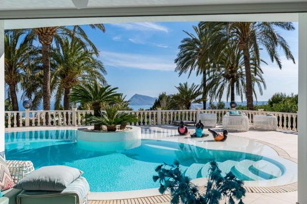 5 bed villa in Altea