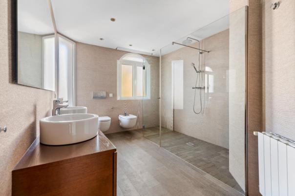 5 bed villa in Alfaz del Pi