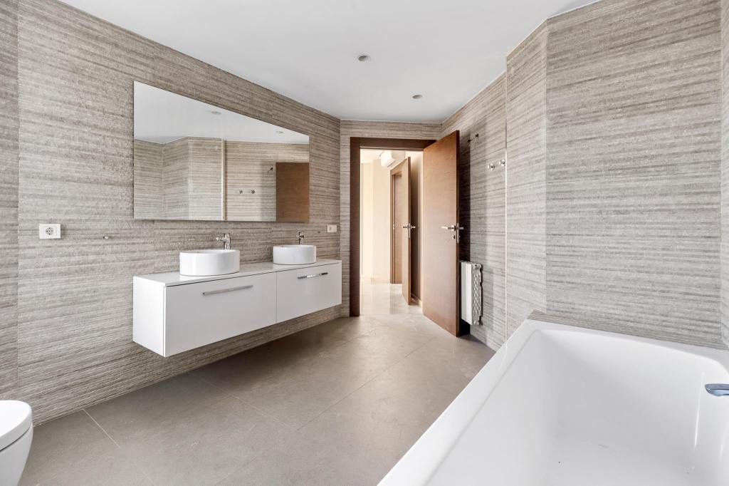 5 bed villa in Alfaz del Pi