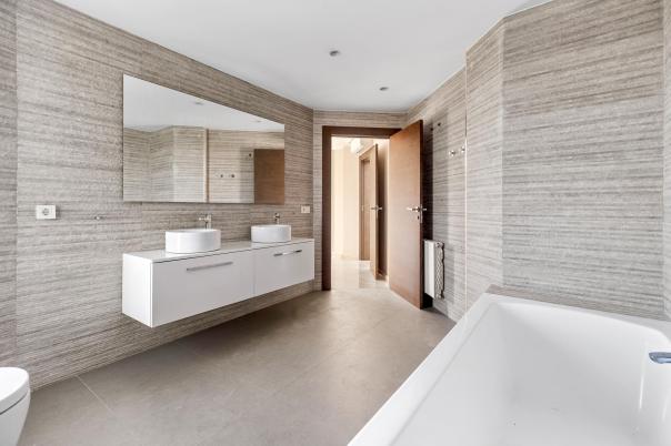 5 bed villa in Alfaz del Pi