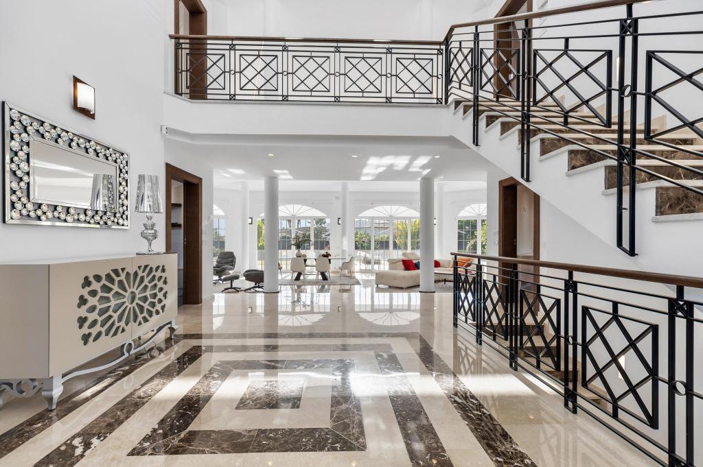 5 bed villa in Alfaz del Pi