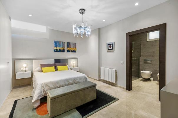 5 bed villa in Alfaz del Pi