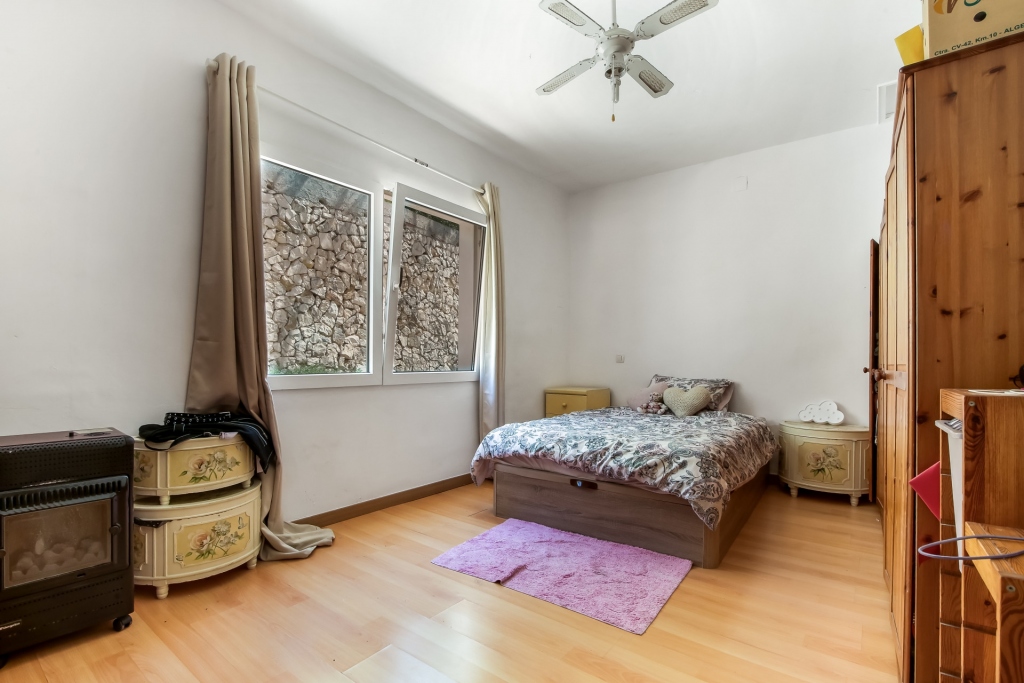 6 bed villa in Benissa