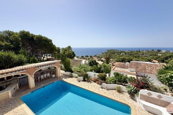 5 bed villa in Jávea