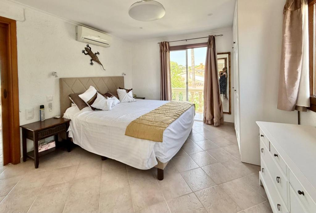 5 bed villa in Jávea
