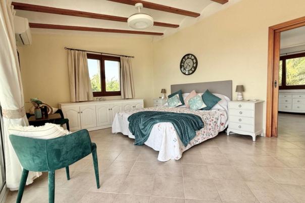 5 bed villa in Jávea