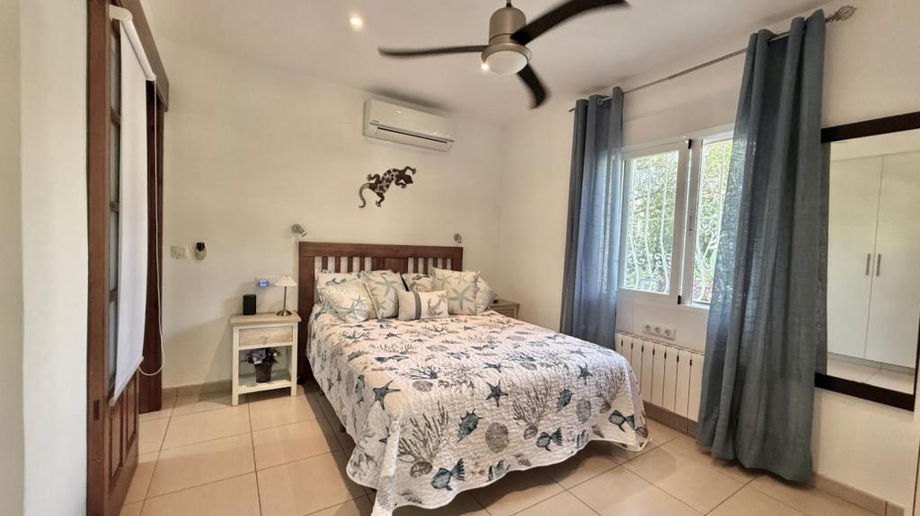 5 bed villa in Jávea
