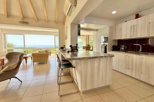 5 bed villa in Jávea