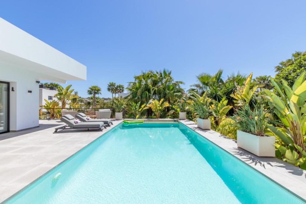 3 bed villas in Moraira
