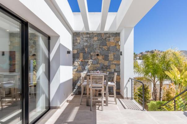 3 bed villas in Moraira