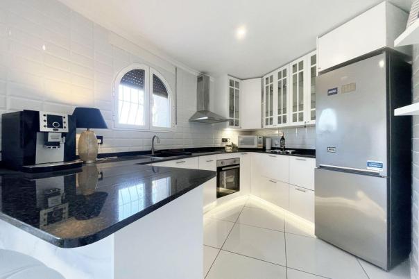 4 bed casa / chalet in Calpe