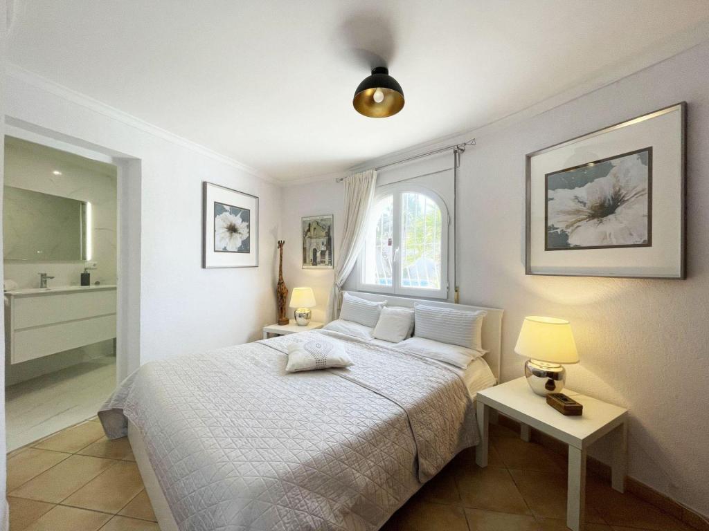 4 bed casa / chalet in Calpe