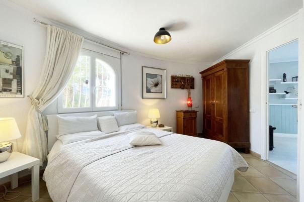 4 bed casa / chalet in Calpe