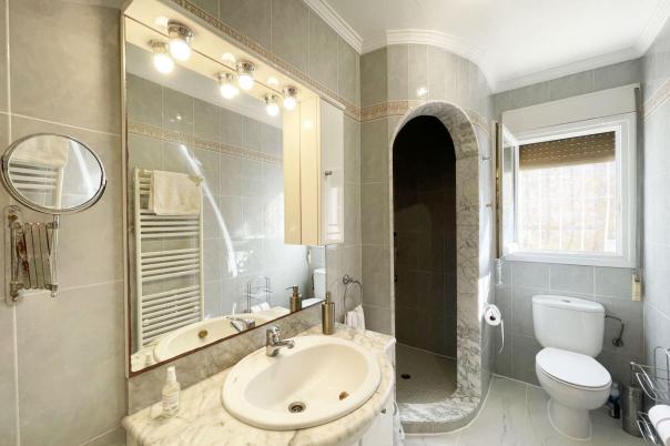 4 bed casa / chalet in Calpe