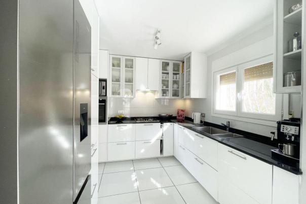 4 bed casa / chalet in Calpe