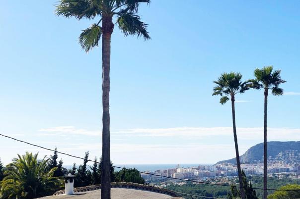 4 bed casa / chalet in Calpe